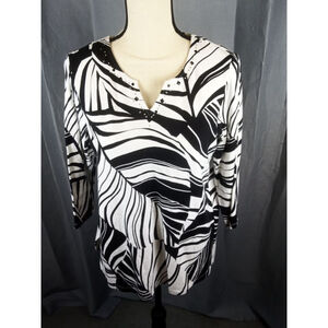 Women's Alfred Dunner Black & White Abstract Tee S